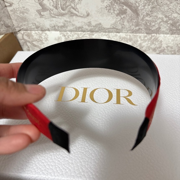 Louis Vuitton Ribbon Headband - Picture 6 of 7